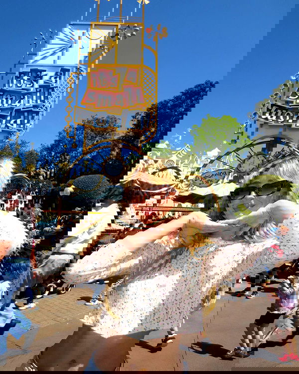 sabrinacarpenter sabrinacarpenter archive image