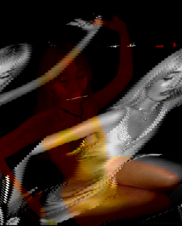 sabrinacarpenter sabrinacarpenter archive image