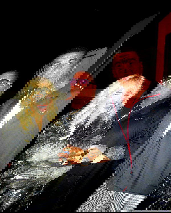 sabrinacarpenter sabrinacarpenter archive image