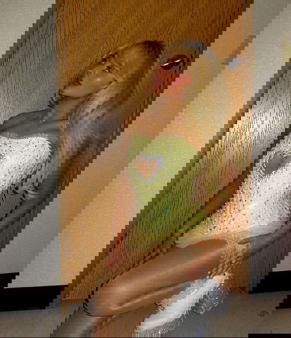 sabrinacarpenter sabrinacarpenter archive image