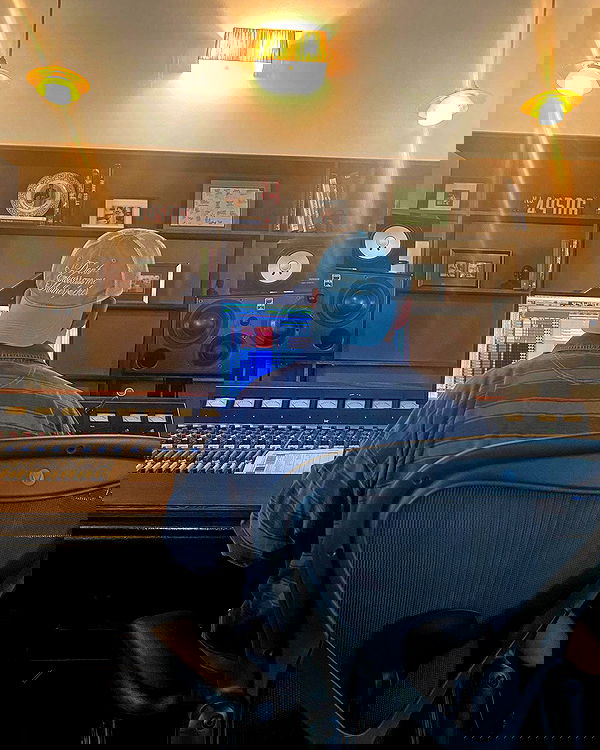 sabrinacarpenter sabrinacarpenter archive image