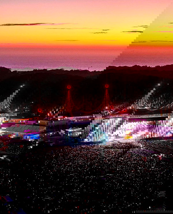 sabrinacarpenter sabrinacarpenter archive image