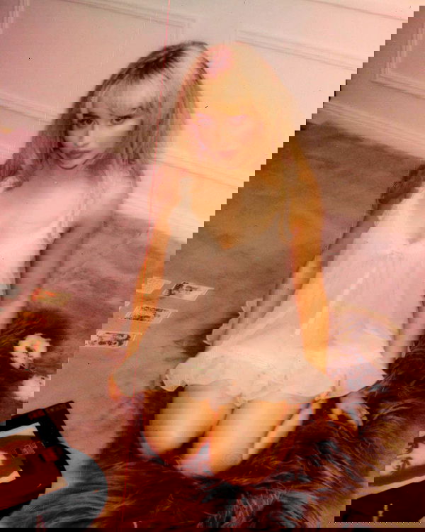 sabrinacarpenter sabrinacarpenter archive image