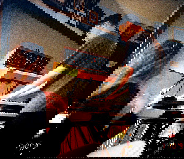 sabrinacarpenter sabrinacarpenter archive image