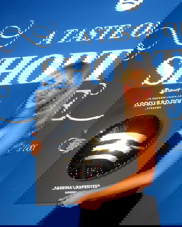 sabrinacarpenter sabrinacarpenter archive image