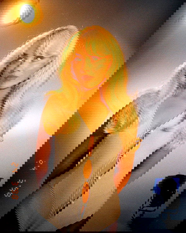 sabrinacarpenter sabrinacarpenter archive image