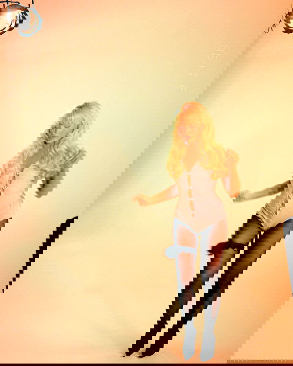 sabrinacarpenter sabrinacarpenter archive image