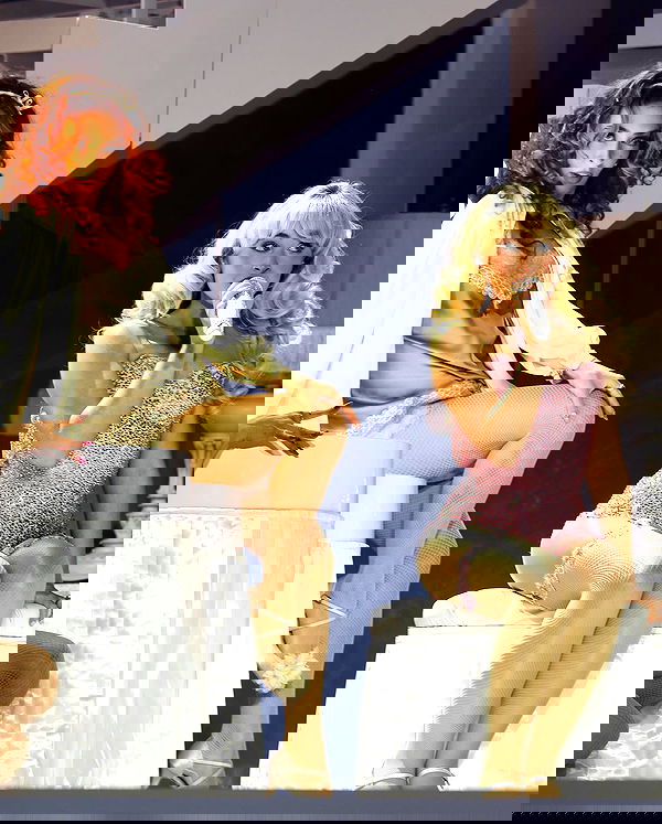 sabrinacarpenter sabrinacarpenter archive image