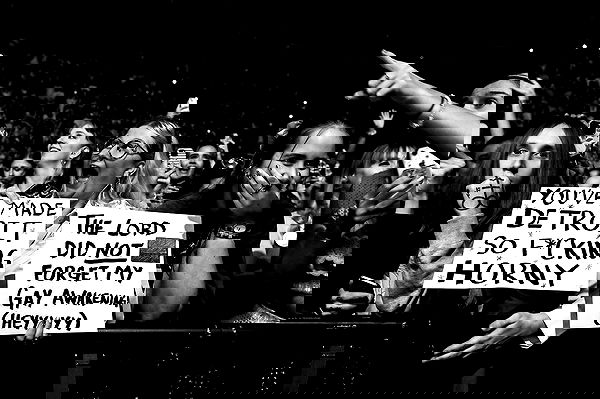 sabrinacarpenter sabrinacarpenter archive image