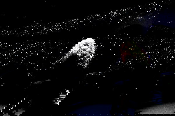 sabrinacarpenter sabrinacarpenter archive image