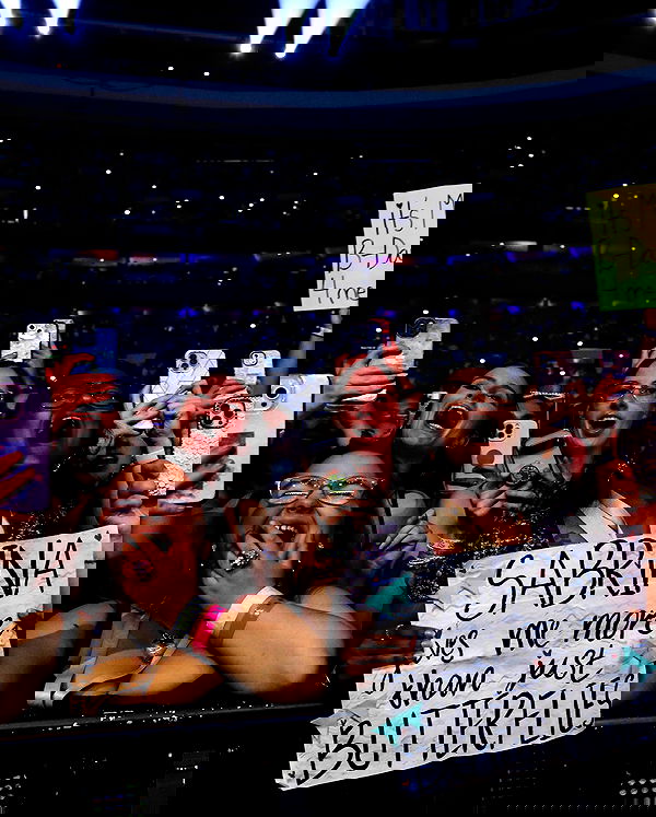 sabrinacarpenter sabrinacarpenter archive image