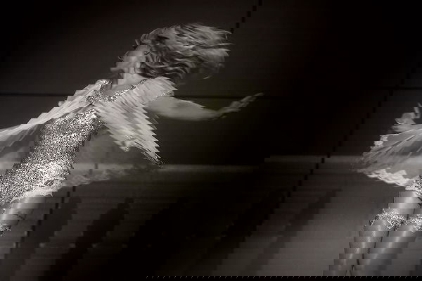 sabrinacarpenter sabrinacarpenter archive image