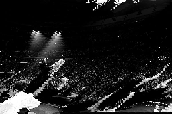 sabrinacarpenter sabrinacarpenter archive image