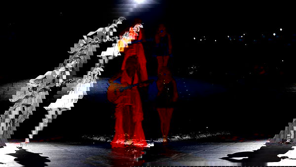 sabrinacarpenter sabrinacarpenter archive image