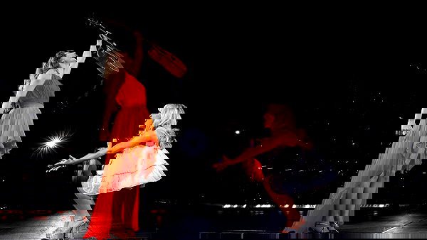 sabrinacarpenter sabrinacarpenter archive image