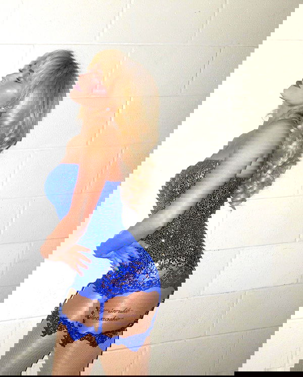 sabrinacarpenter sabrinacarpenter archive image