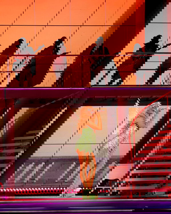 sabrinacarpenter sabrinacarpenter archive image