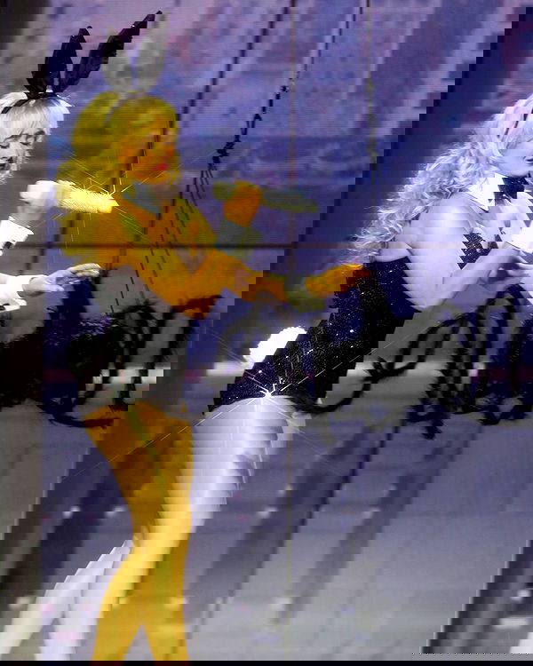 sabrinacarpenter sabrinacarpenter archive image