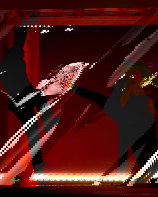 sabrinacarpenter sabrinacarpenter archive image