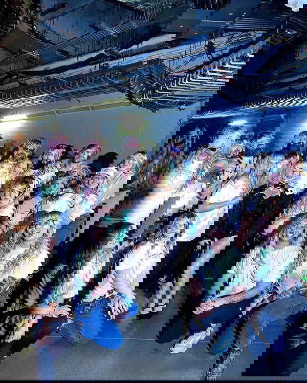 sabrinacarpenter sabrinacarpenter archive image