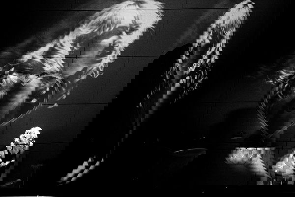 sabrinacarpenter sabrinacarpenter archive image