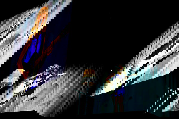 sabrinacarpenter sabrinacarpenter archive image