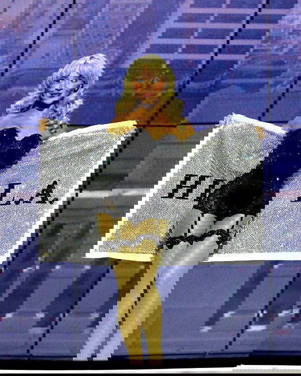 sabrinacarpenter sabrinacarpenter archive image