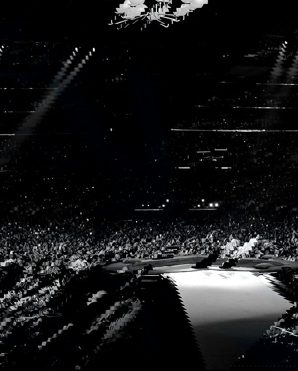 sabrinacarpenter sabrinacarpenter archive image