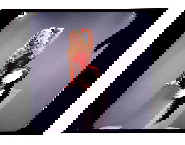 sabrinacarpenter sabrinacarpenter archive image