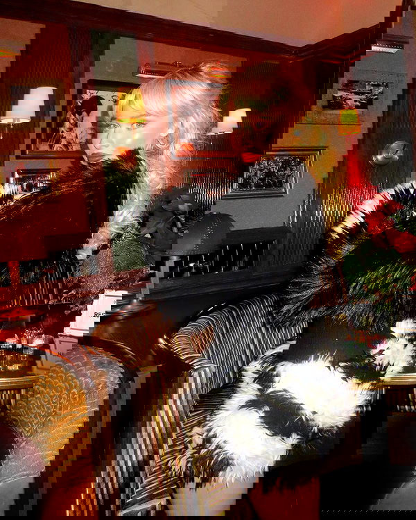 sabrinacarpenter sabrinacarpenter archive image