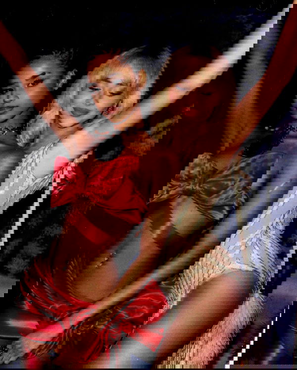 sabrinacarpenter sabrinacarpenter archive image