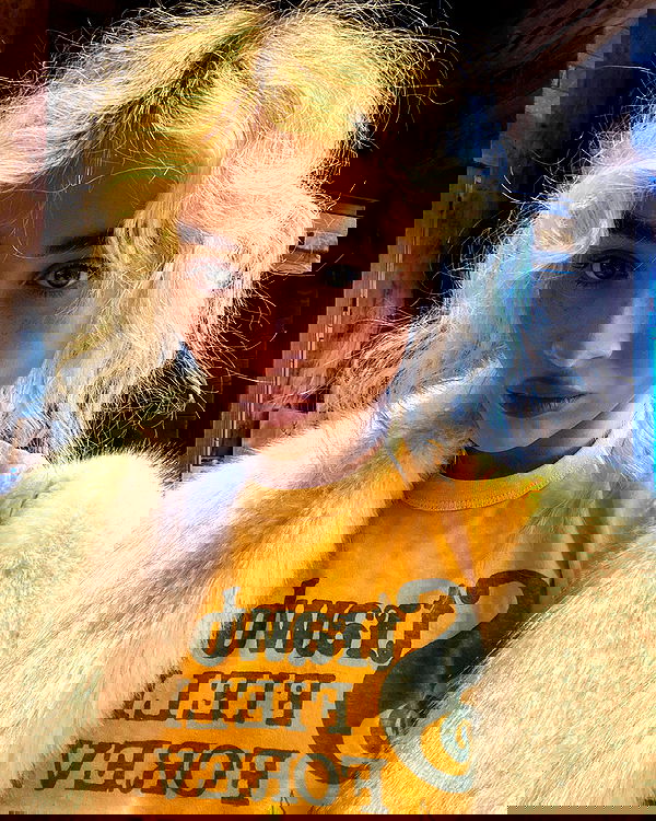 sabrinacarpenter sabrinacarpenter archive image