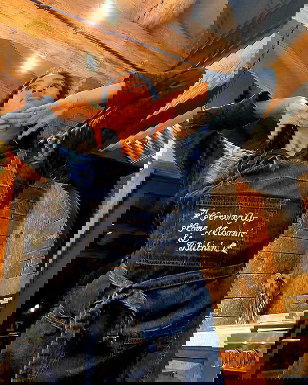 sabrinacarpenter sabrinacarpenter archive image