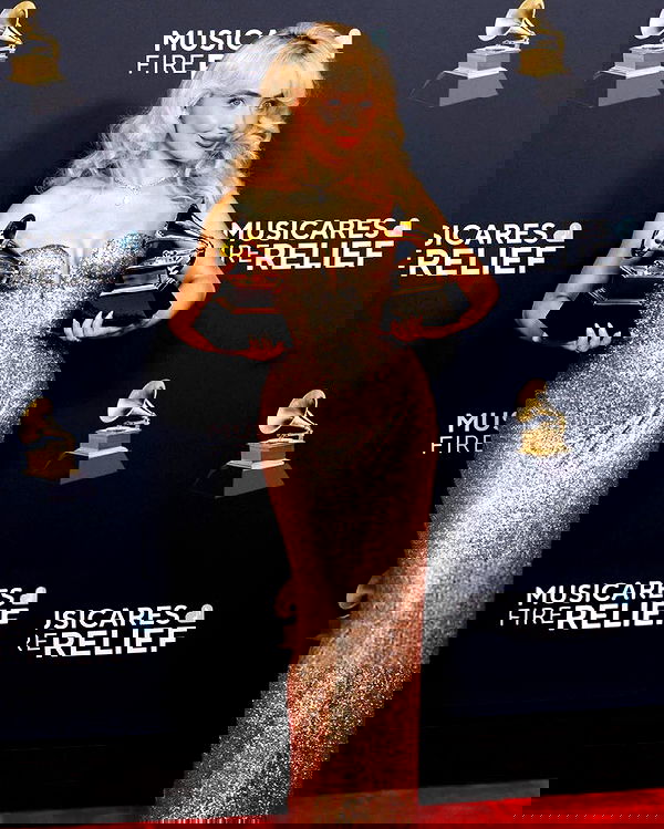 sabrinacarpenter sabrinacarpenter archive image