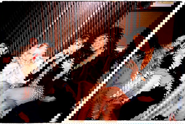 sabrinacarpenter sabrinacarpenter archive image