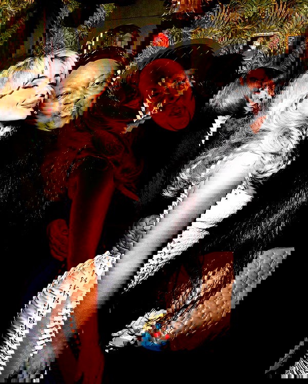 sabrinacarpenter sabrinacarpenter archive image