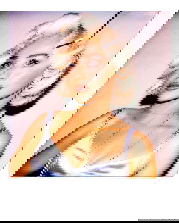 sabrinacarpenter sabrinacarpenter archive image