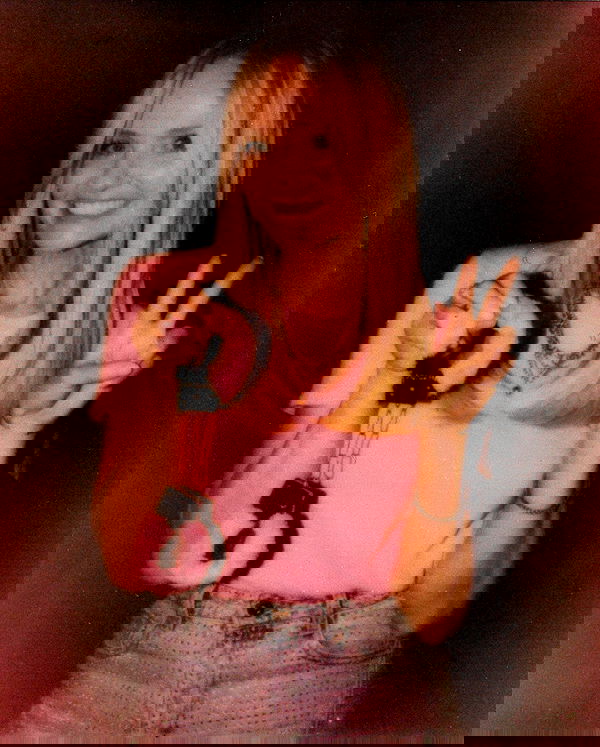 sabrinacarpenter sabrinacarpenter archive image