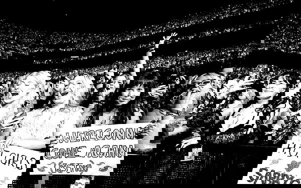 sabrinacarpenter sabrinacarpenter archive image