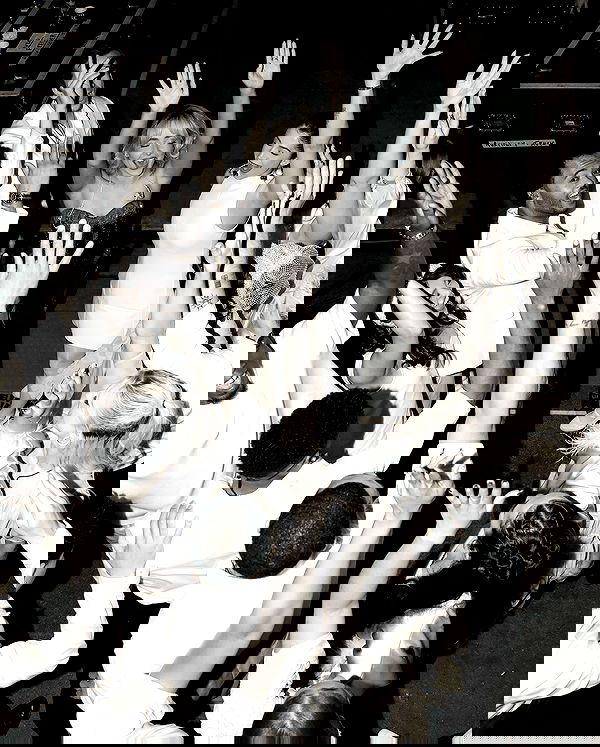 sabrinacarpenter sabrinacarpenter archive image