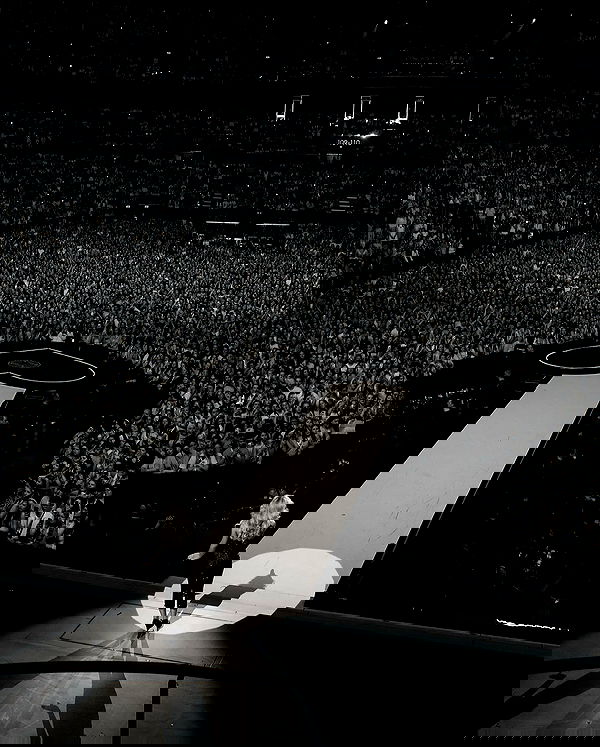 sabrinacarpenter sabrinacarpenter archive image