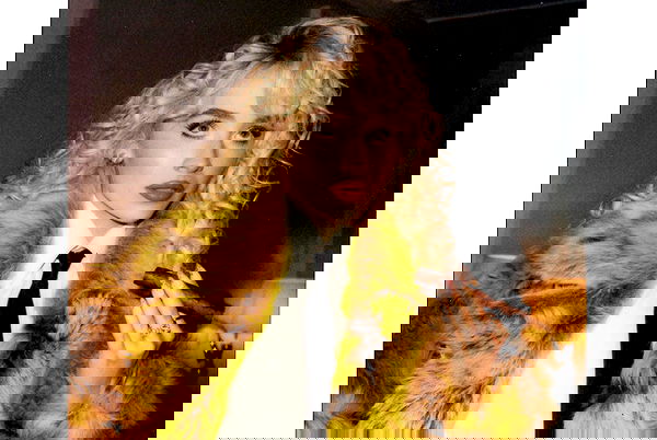 sabrinacarpenter sabrinacarpenter archive image