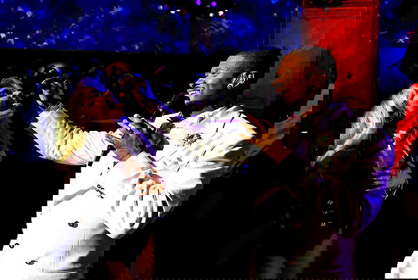 sabrinacarpenter sabrinacarpenter archive image