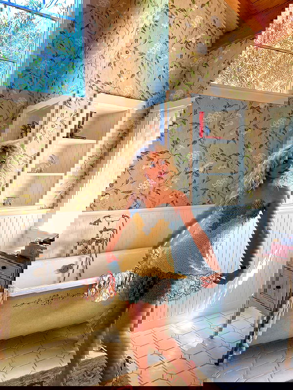 sabrinacarpenter sabrinacarpenter archive image