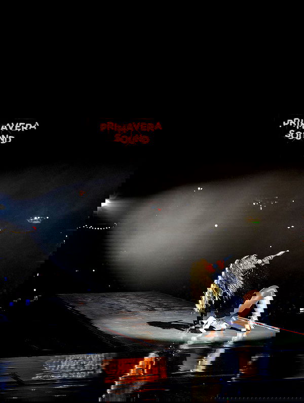 sabrinacarpenter sabrinacarpenter archive image