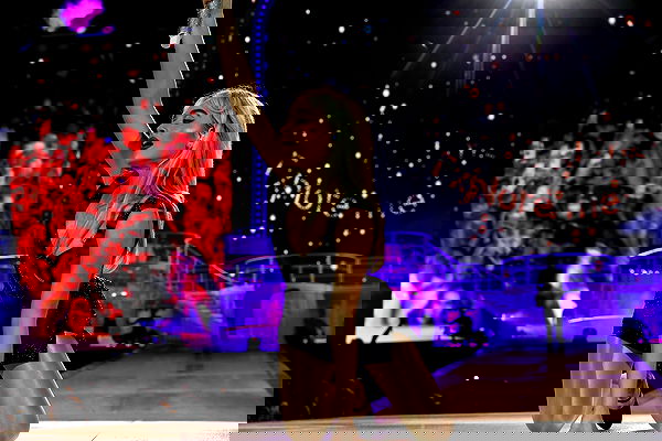 sabrinacarpenter sabrinacarpenter archive image