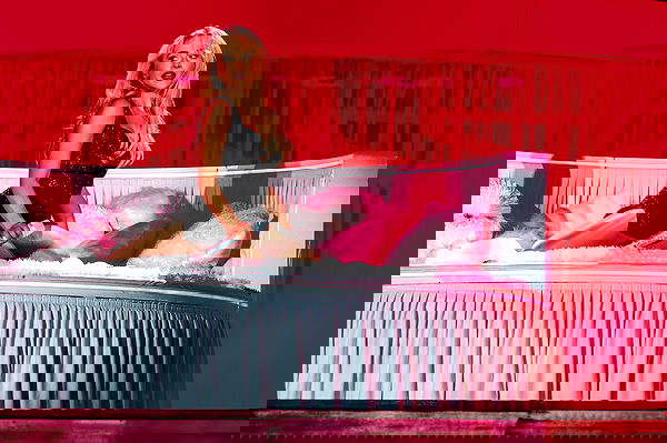 sabrinacarpenter sabrinacarpenter archive image