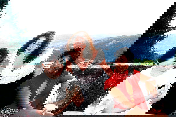 sabrinacarpenter sabrinacarpenter archive image