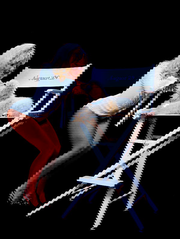 sabrinacarpenter sabrinacarpenter archive image