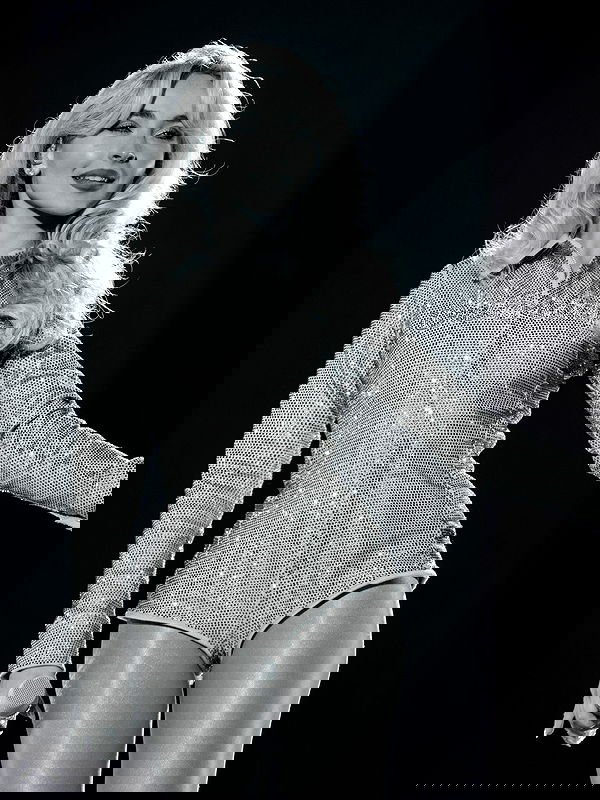 sabrinacarpenter sabrinacarpenter archive image